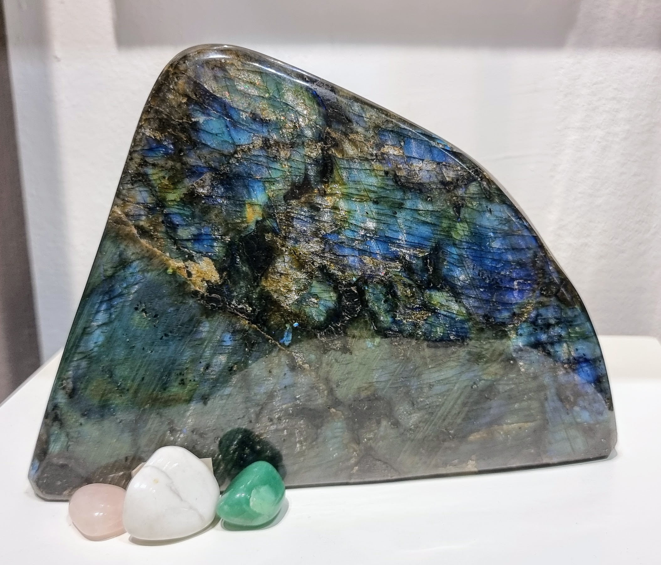 Labradorite 3.88kg Madagascar